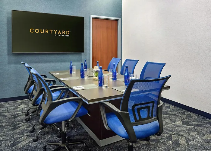 Courtyard By Marriott San Diego Mission Valley/Hotel Circle